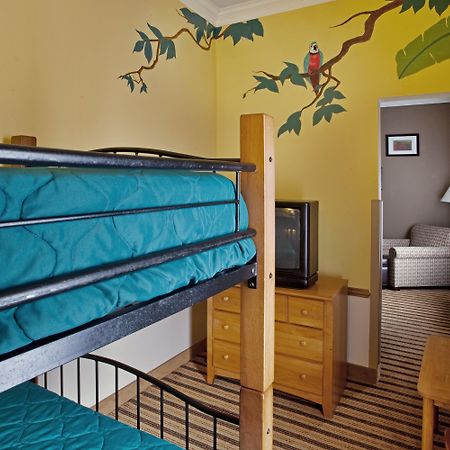 Holiday Inn Express Hotel & Suites Byron By Ihg Extérieur photo