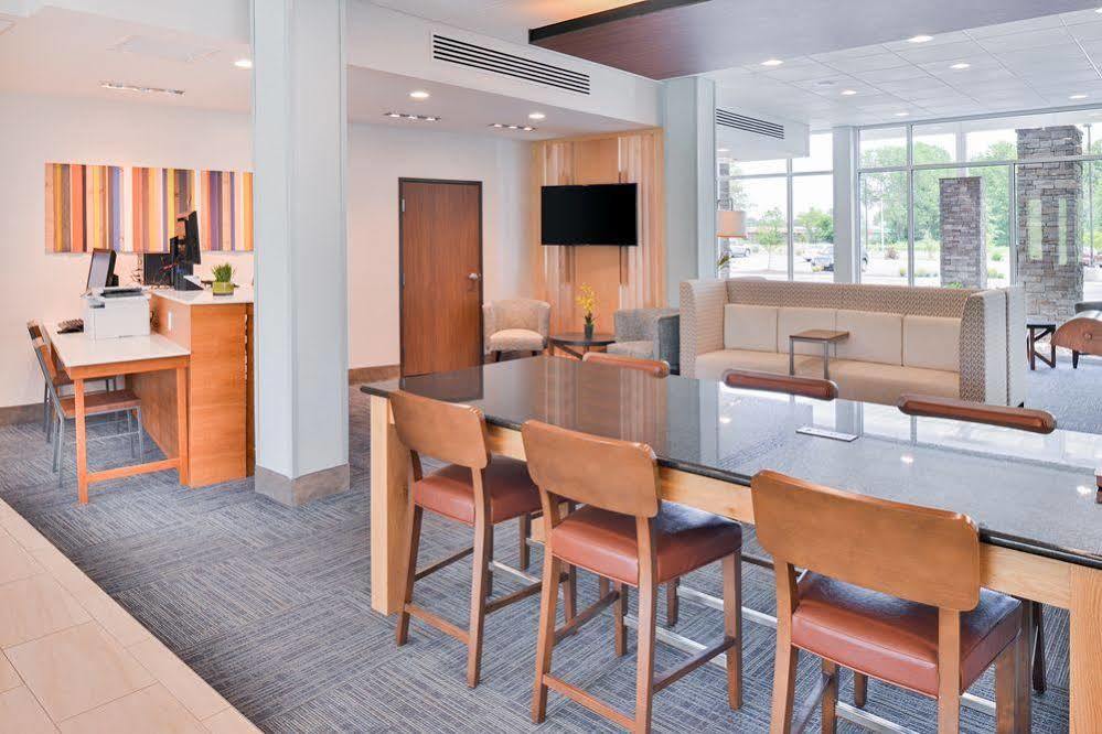 Holiday Inn Express Hotel & Suites Byron By Ihg Extérieur photo